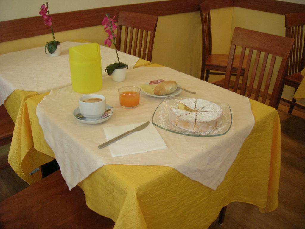 Hotel Alabarda Trieste Luaran gambar