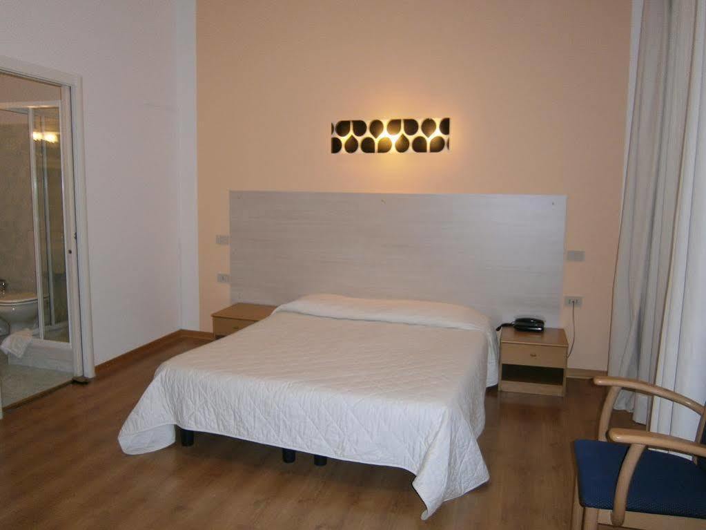 Hotel Alabarda Trieste Bilik gambar