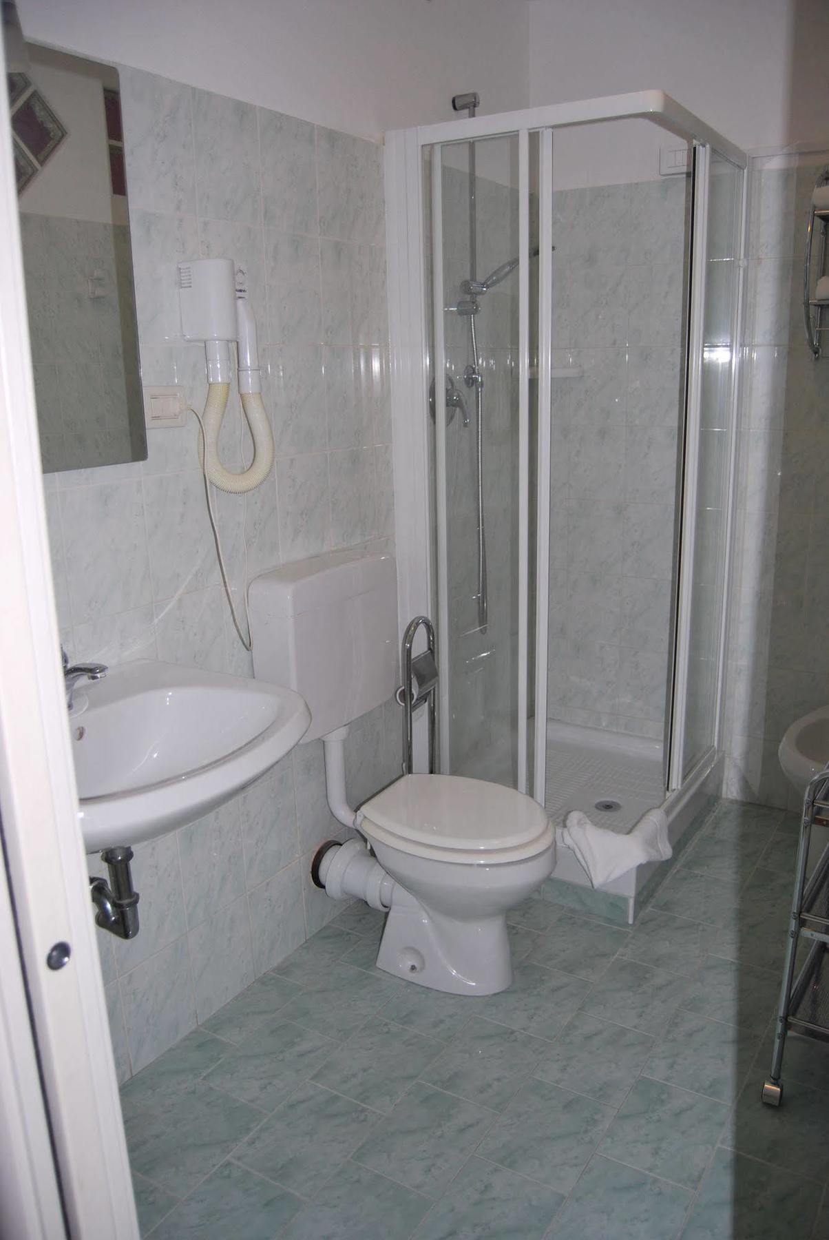 Hotel Alabarda Trieste Luaran gambar