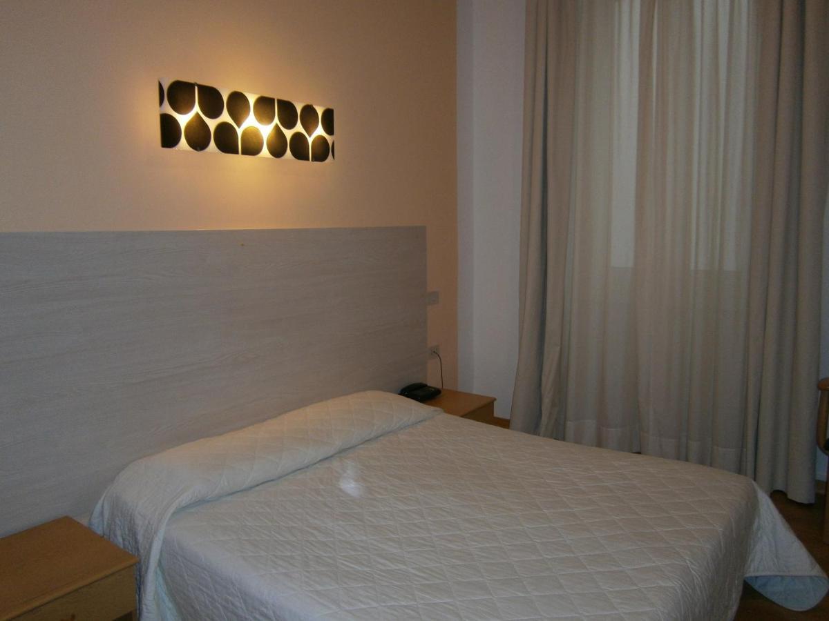 Hotel Alabarda Trieste Luaran gambar