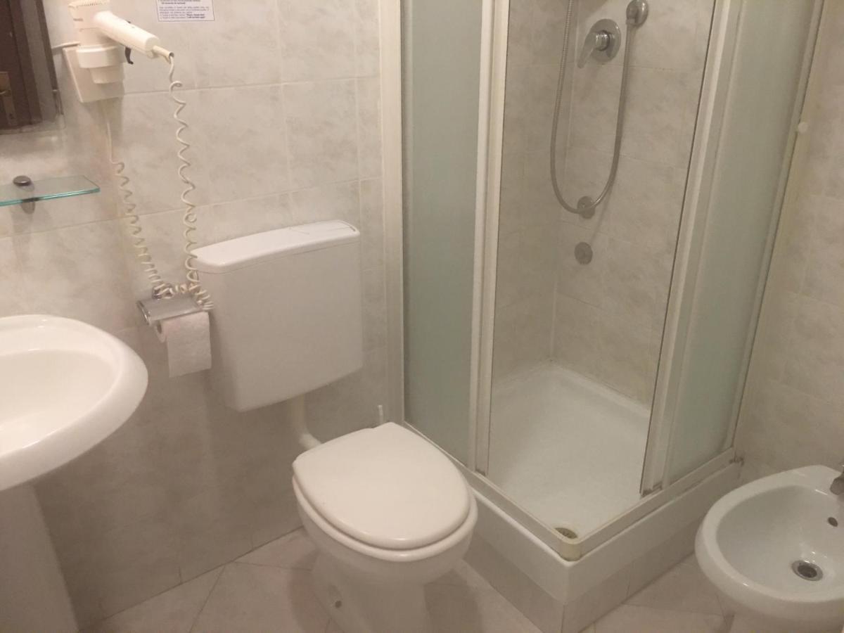 Hotel Alabarda Trieste Luaran gambar